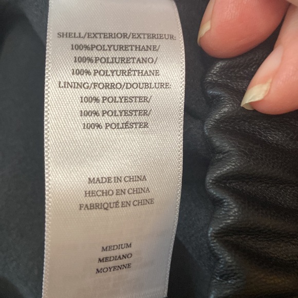 NWT Rails Black Jayden Faux Leather Cropped Pants Size M - Picture 11 of 11